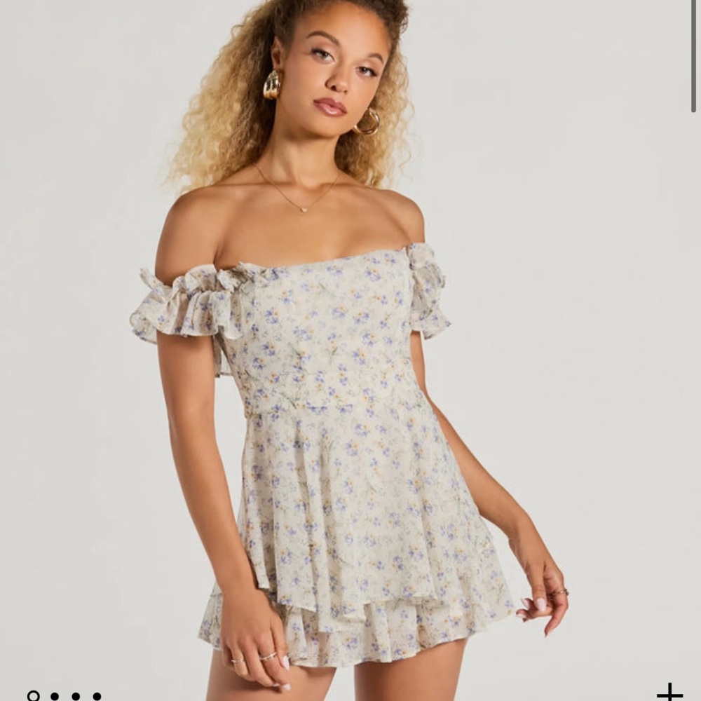 Floral Off-Shoulder romper